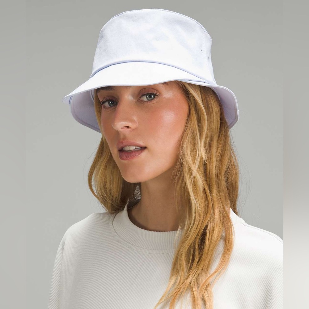 NEW Lululemon Womens Wide Brim Bucket Hat Blissful Blue Vacation Resort Summer